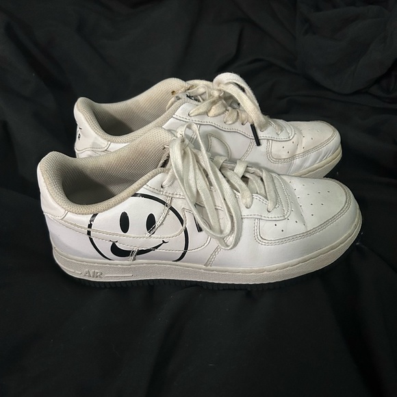 ‘Have a Nike Day’ Air Force 1’s - Picture 2 of 5